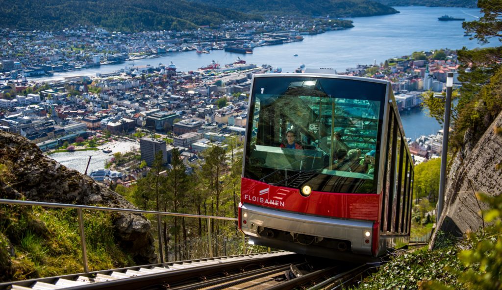 Fløibanen funicular over Bergen