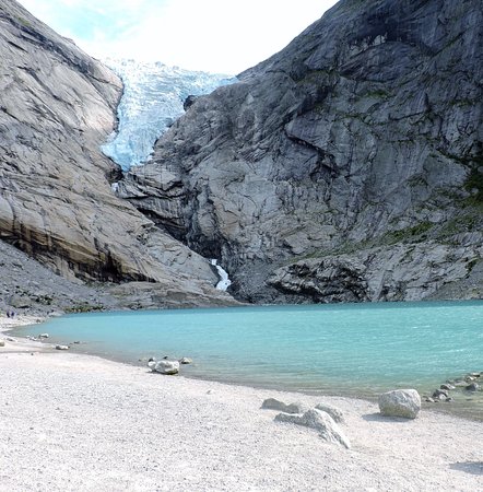 Briksdalbreen -adventuresholic